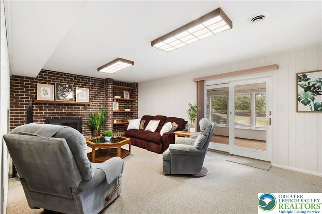 3320 Lincoln Avenue, Salisbury Twp, PA 18103