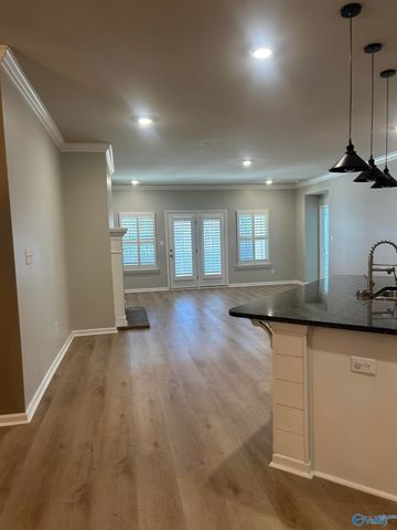 6525 Moon Crest Lane, Huntsville, AL 35806