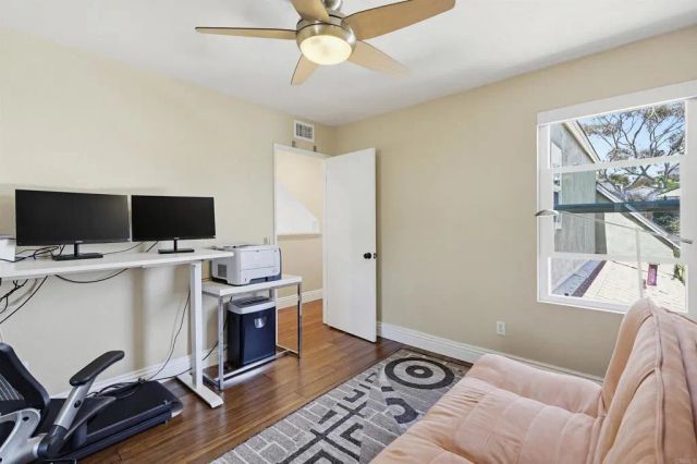 2756 Southampton, Carlsbad, CA 92010