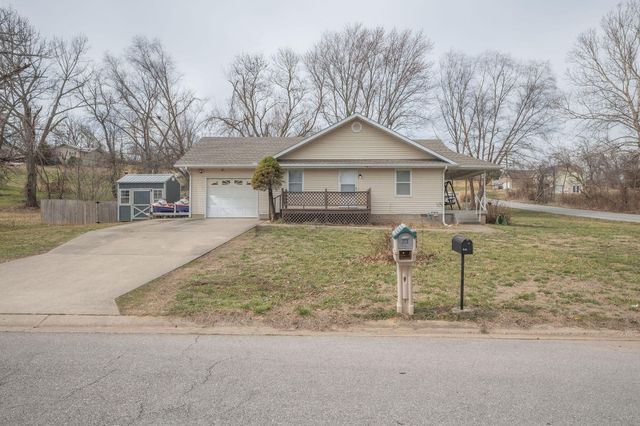 112 Amber Street, Cassville, MO 65625