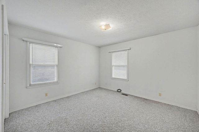 112 Amber Street, Cassville, MO 65625