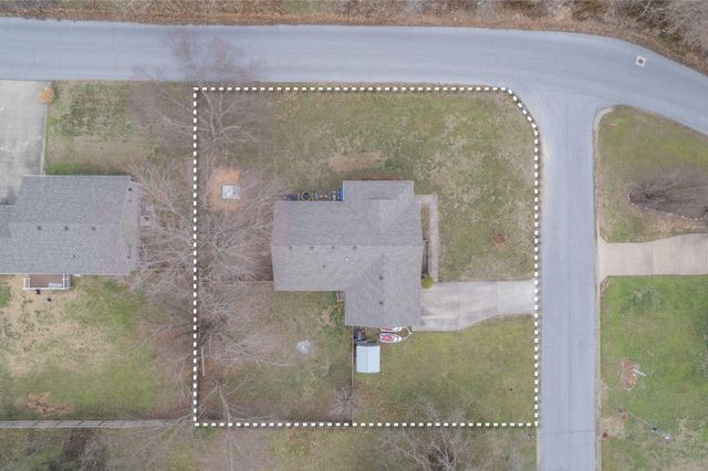 112 Amber Street, Cassville, MO 65625