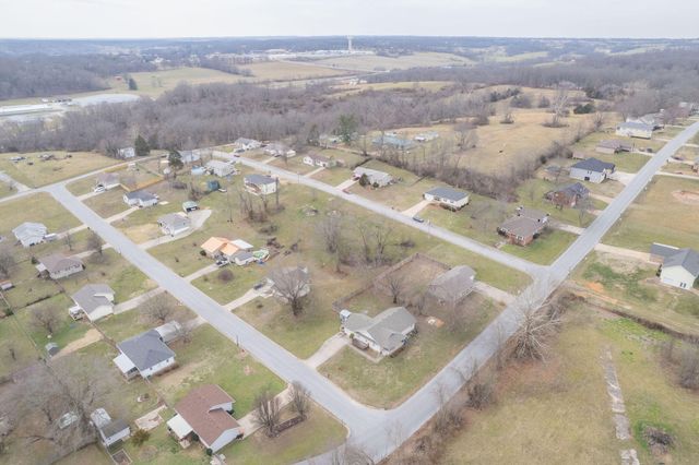 112 Amber Street, Cassville, MO 65625