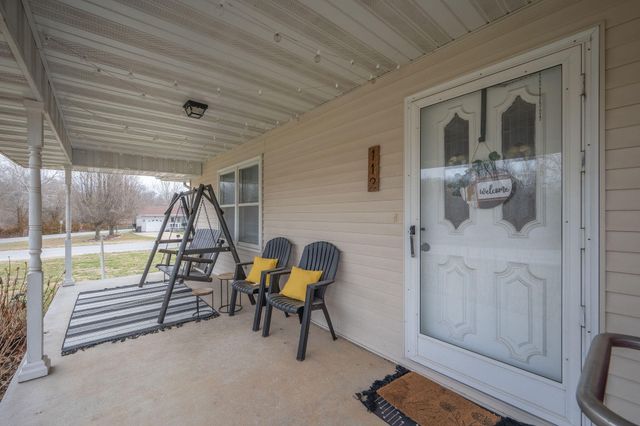 112 Amber Street, Cassville, MO 65625