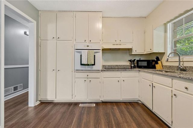 2959 Drexel Lane, Jonesboro, GA 30236