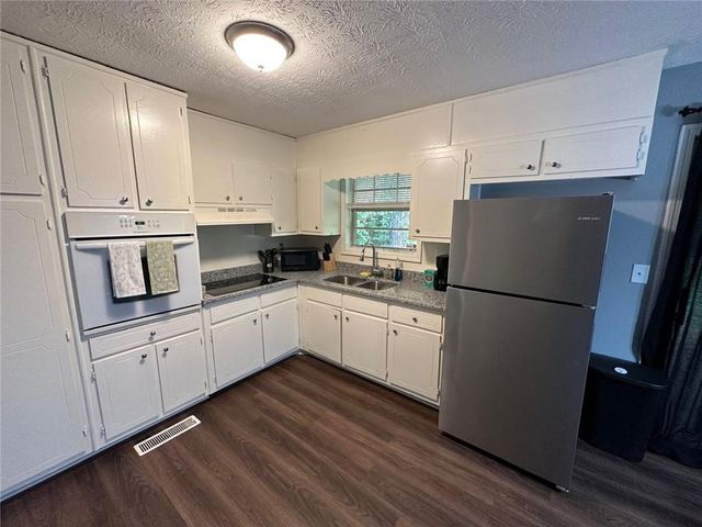 2959 Drexel Lane, Jonesboro, GA 30236