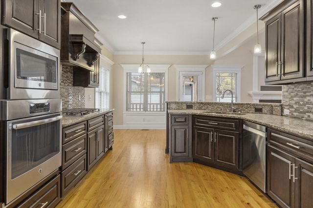 8238 Knotting Wood Way, Chattanooga, TN 37421