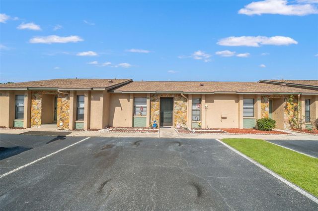 7110 BARCLAY AVENUE B, Spring Hill, FL 34609