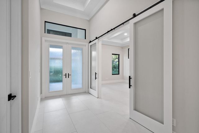 9193 Seaglass Court, Vero Beach, FL 32963