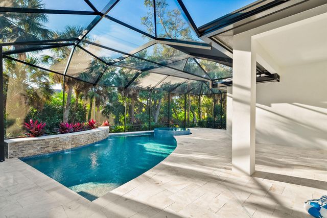 9193 Seaglass Court, Vero Beach, FL 32963