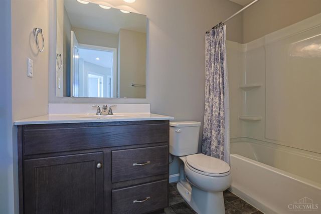 4825 Paddock Crossing, Batavia Twp, OH 45103