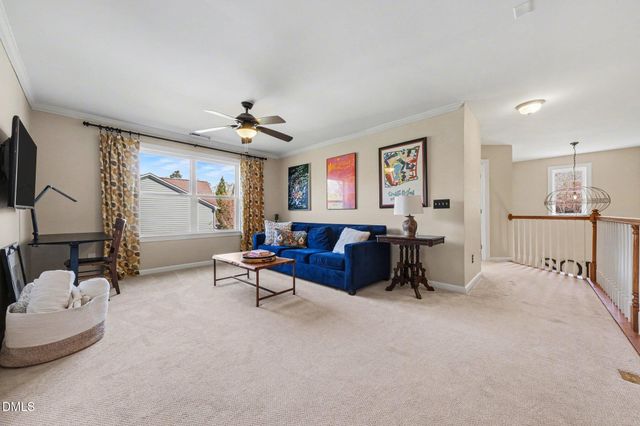 113 W Hatterleigh Avenue, Hillsborough, NC 27278