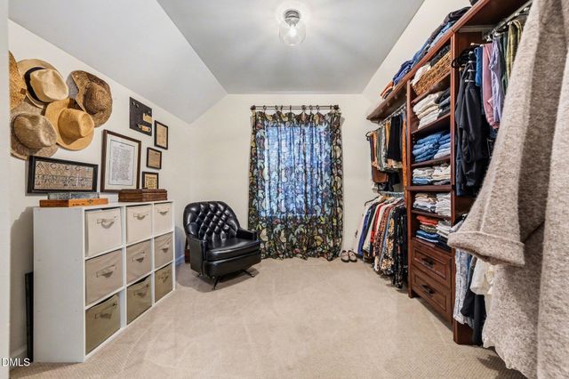 113 W Hatterleigh Avenue, Hillsborough, NC 27278