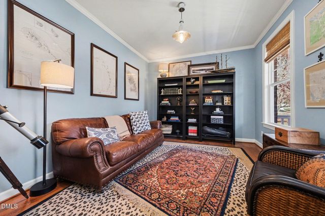 113 W Hatterleigh Avenue, Hillsborough, NC 27278