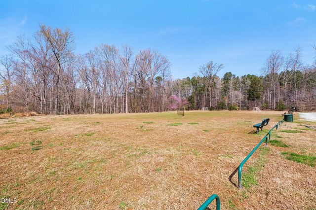 113 W Hatterleigh Avenue, Hillsborough, NC 27278