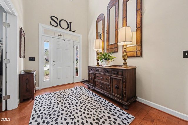 113 W Hatterleigh Avenue, Hillsborough, NC 27278