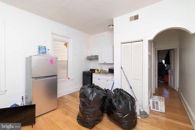 3214 W DIAMOND ST, Philadelphia, PA 19121