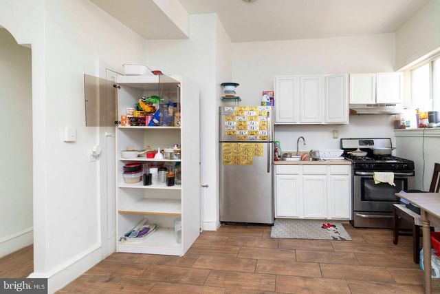 3214 W DIAMOND ST, Philadelphia, PA 19121