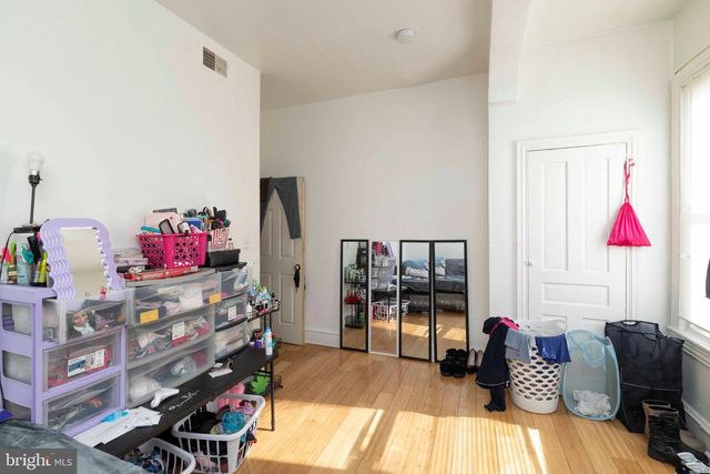 3214 W DIAMOND ST, Philadelphia, PA 19121