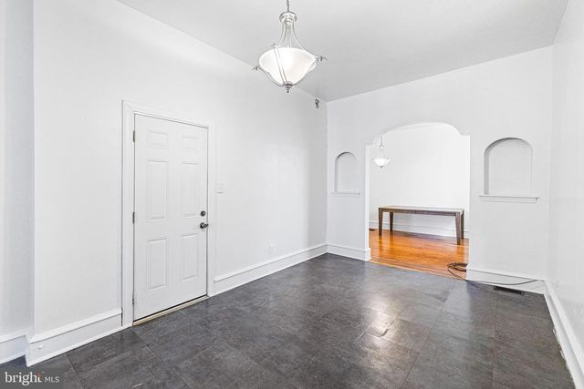 3214 W DIAMOND ST, Philadelphia, PA 19121