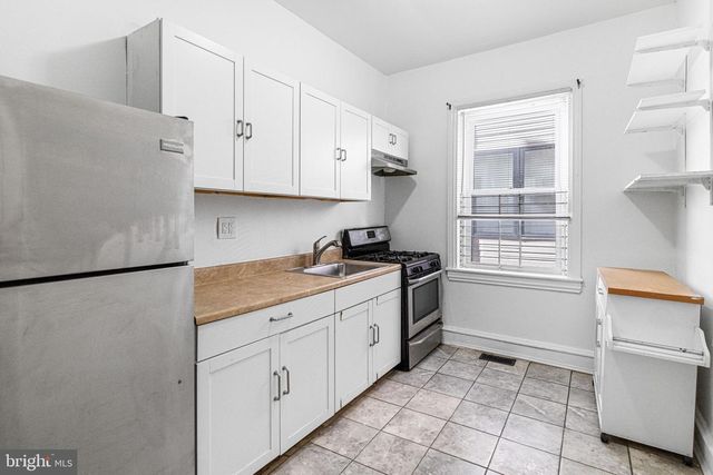 3214 W DIAMOND ST, Philadelphia, PA 19121