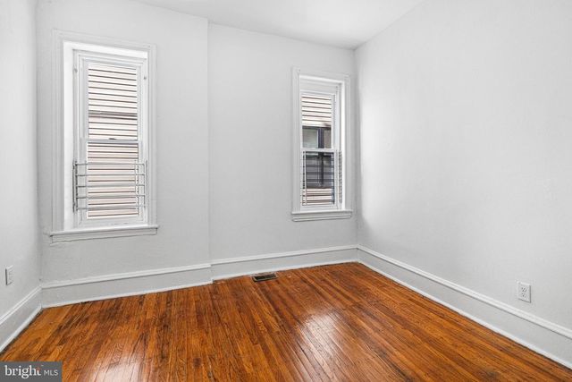 3214 W DIAMOND ST, Philadelphia, PA 19121