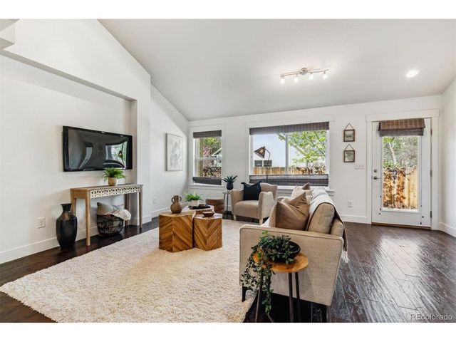 409 Terry St D, Longmont, CO 80501