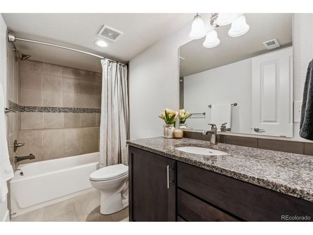 409 Terry St D, Longmont, CO 80501