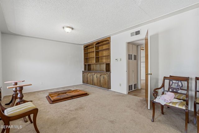 520 CARDON Street, El Paso, TX 79903