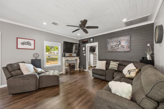 30902 Kate Drive, Magnolia, TX 77355