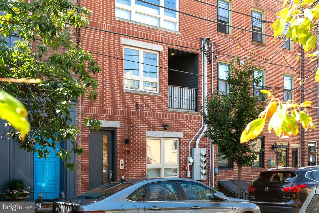 336 MONROE ST #B, PHILADELPHIA, PA 19147 — photo 2