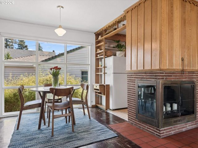 6030 Se 80TH Ave, Portland, OR 97206