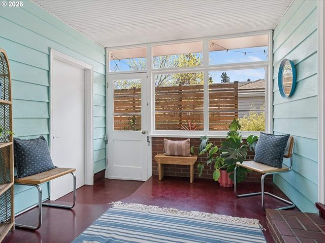 6030 Se 80TH Ave, Portland, OR 97206