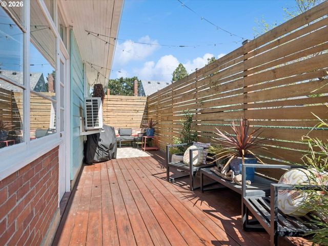 6030 Se 80TH Ave, Portland, OR 97206