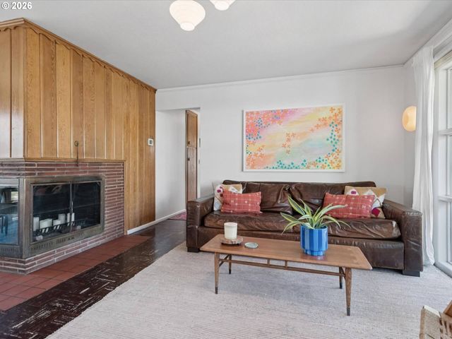 6030 Se 80TH Ave, Portland, OR 97206