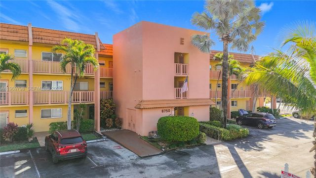 6750 Royal Palm Blvd 209E, Margate, FL 33063