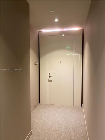 1000 Brickell Plaza PH5907, Miami, FL 33131