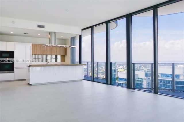 1000 Brickell Plaza PH5907, Miami, FL 33131