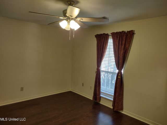 336 Pebble Creek Drive, Madison, MS 39110