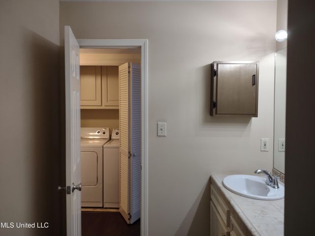 336 Pebble Creek Drive, Madison, MS 39110
