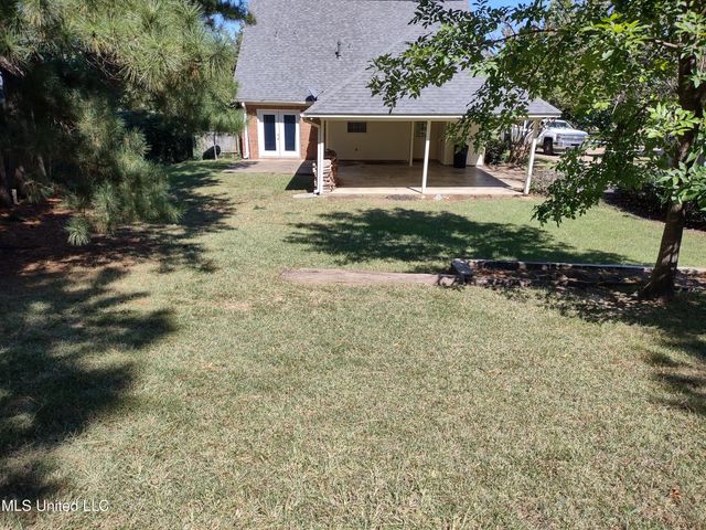 336 Pebble Creek Drive, Madison, MS 39110
