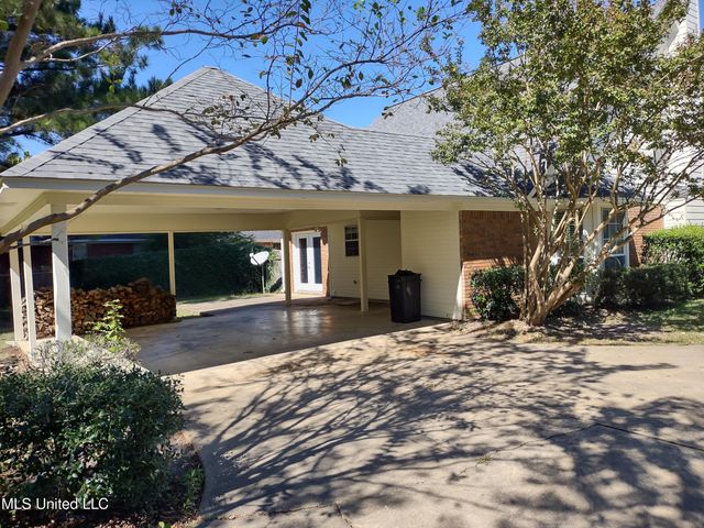 336 Pebble Creek Drive, Madison, MS 39110