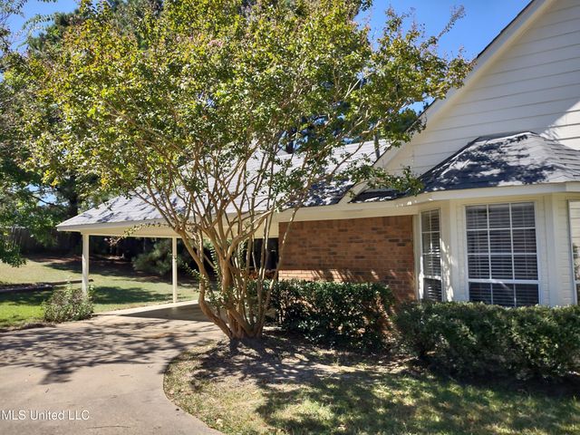 336 Pebble Creek Drive, Madison, MS 39110