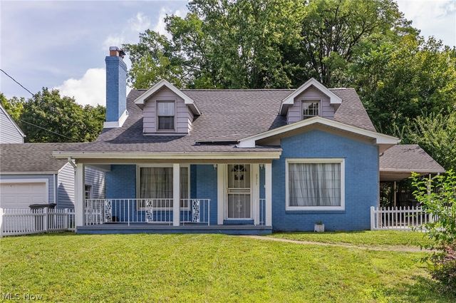2311 Coronado Avenue, Youngstown, OH 44504