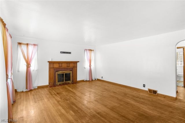 2311 Coronado Avenue, Youngstown, OH 44504
