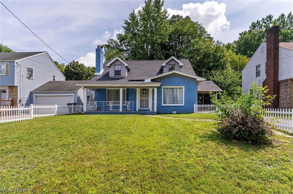 2311 Coronado Avenue, Youngstown, OH 44504