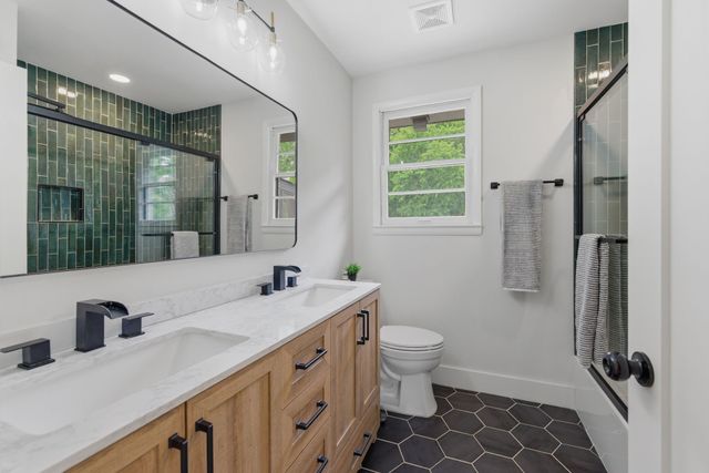 1216 Preston Dr, Nashville, TN 37206