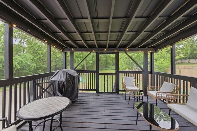 1216 Preston Dr, Nashville, TN 37206