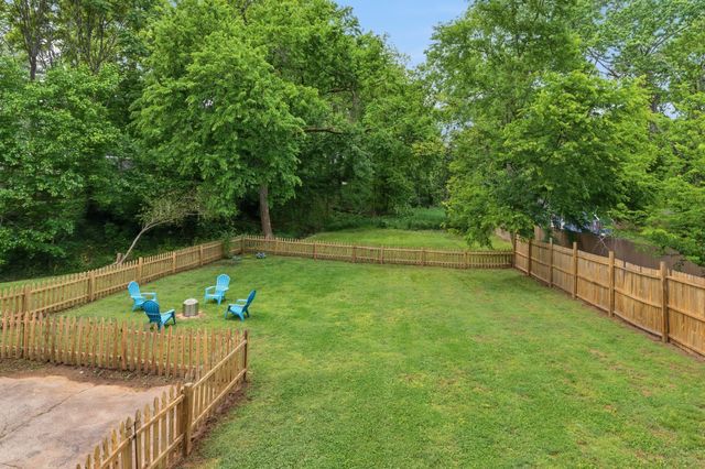 1216 Preston Dr, Nashville, TN 37206