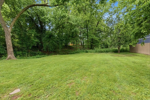 1216 Preston Dr, Nashville, TN 37206